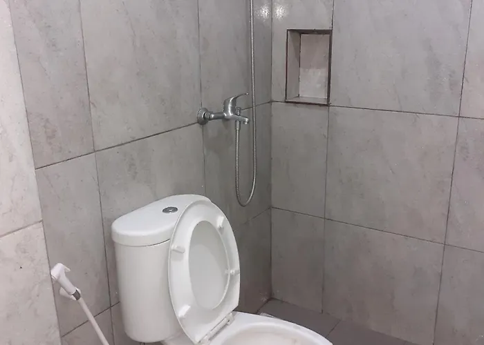 Hostal Indi *